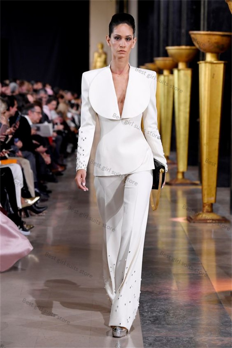 Women Formal Wear Tailor - Zarif beyaz kadın takım elbise seti