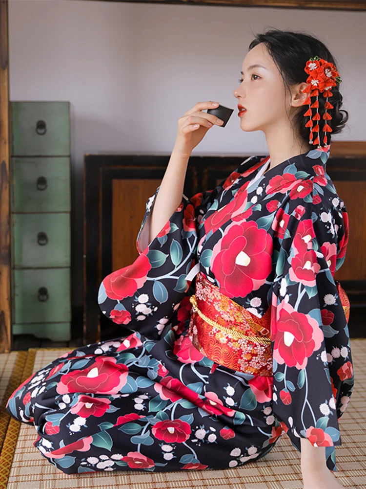 Japanese Women Formal Wear - Vintage Tarzı Kadın Çiçek Baskılı Uzun