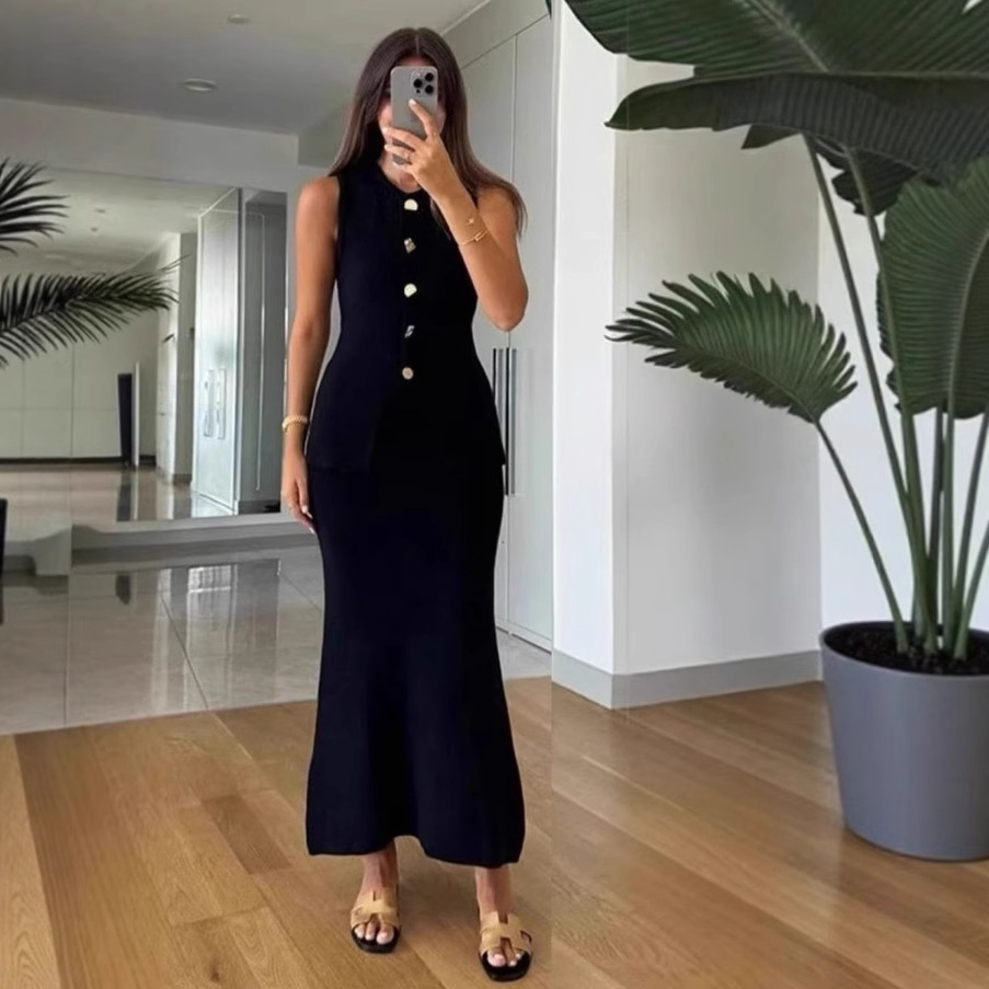 Women Formal Office Wear Tops - Yuvarlak Yaka Tek Göğüslü Kolsuz Vücuda