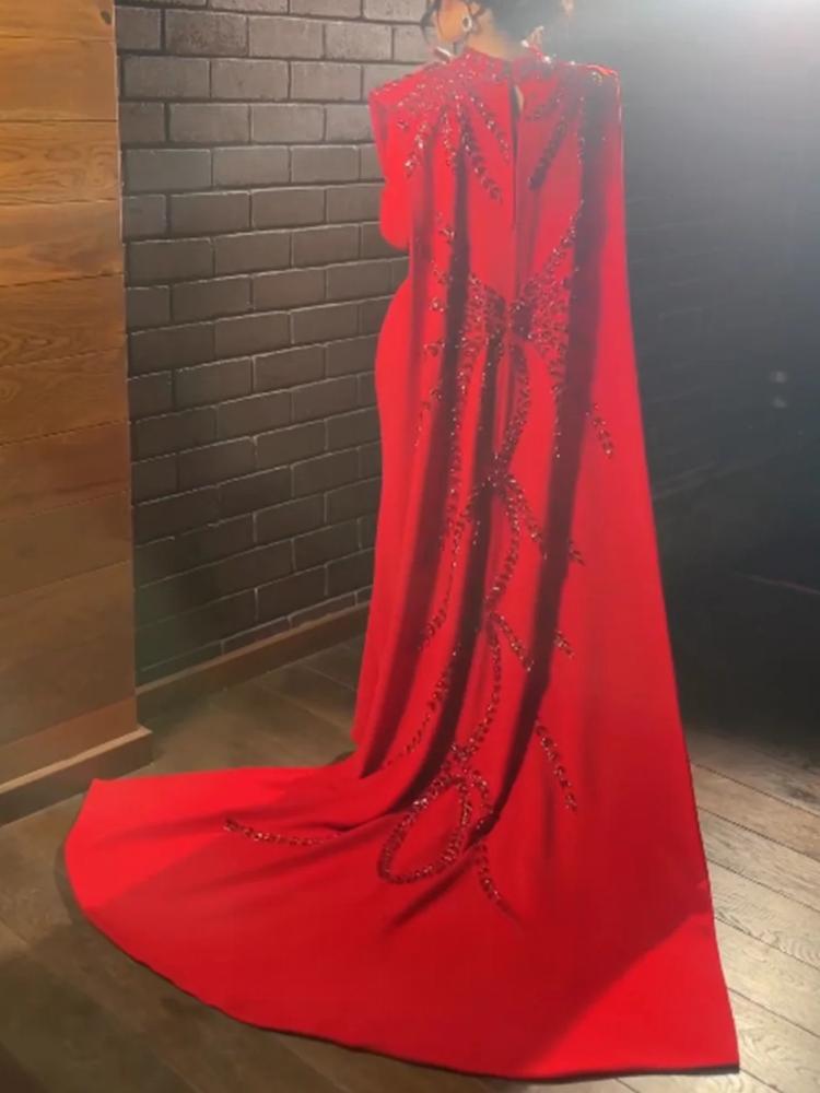 Women'S Red Formal Wear - Özelleştirilmiş Suudi Arapça Müslüman Kırmızı Uzun