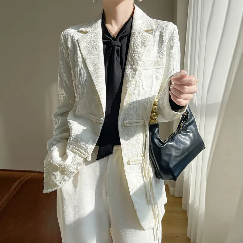 Women Formal Wear With Blazer - Kadın Beyaz Dokulu Blazer Ceket Çentikli