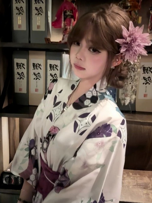Japanese Women Formal Wear - Kadınlar için Geleneksel Mor Kimono Bornoz